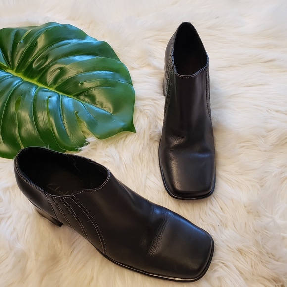 clarks square toe boots